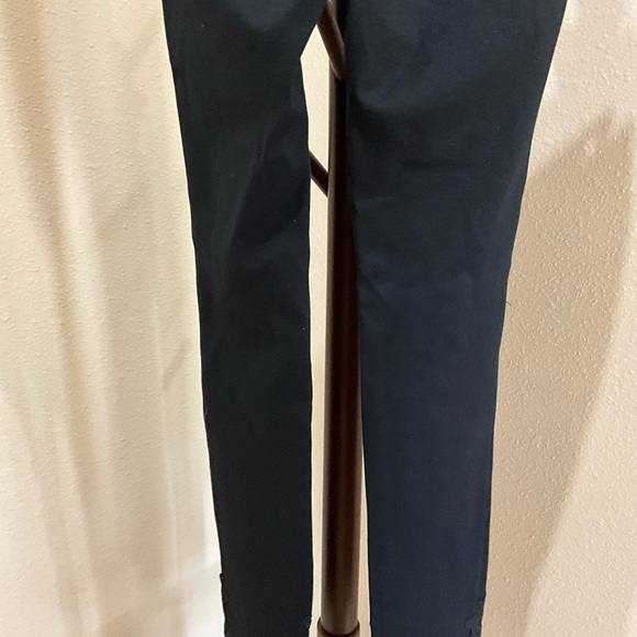 Used it one time - Picture 2 of 6